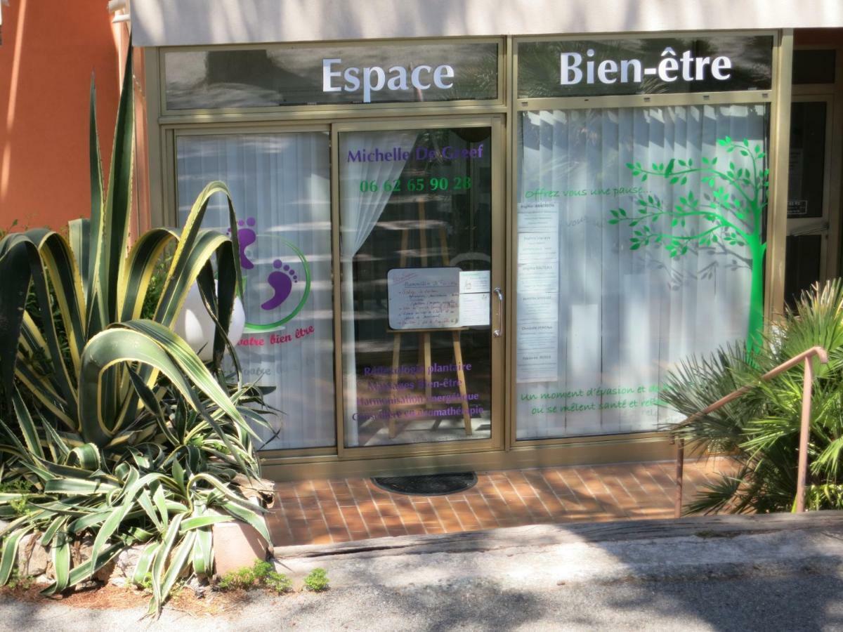Joli studio A front de mer Saint-Raphaël Eksteriør bilde